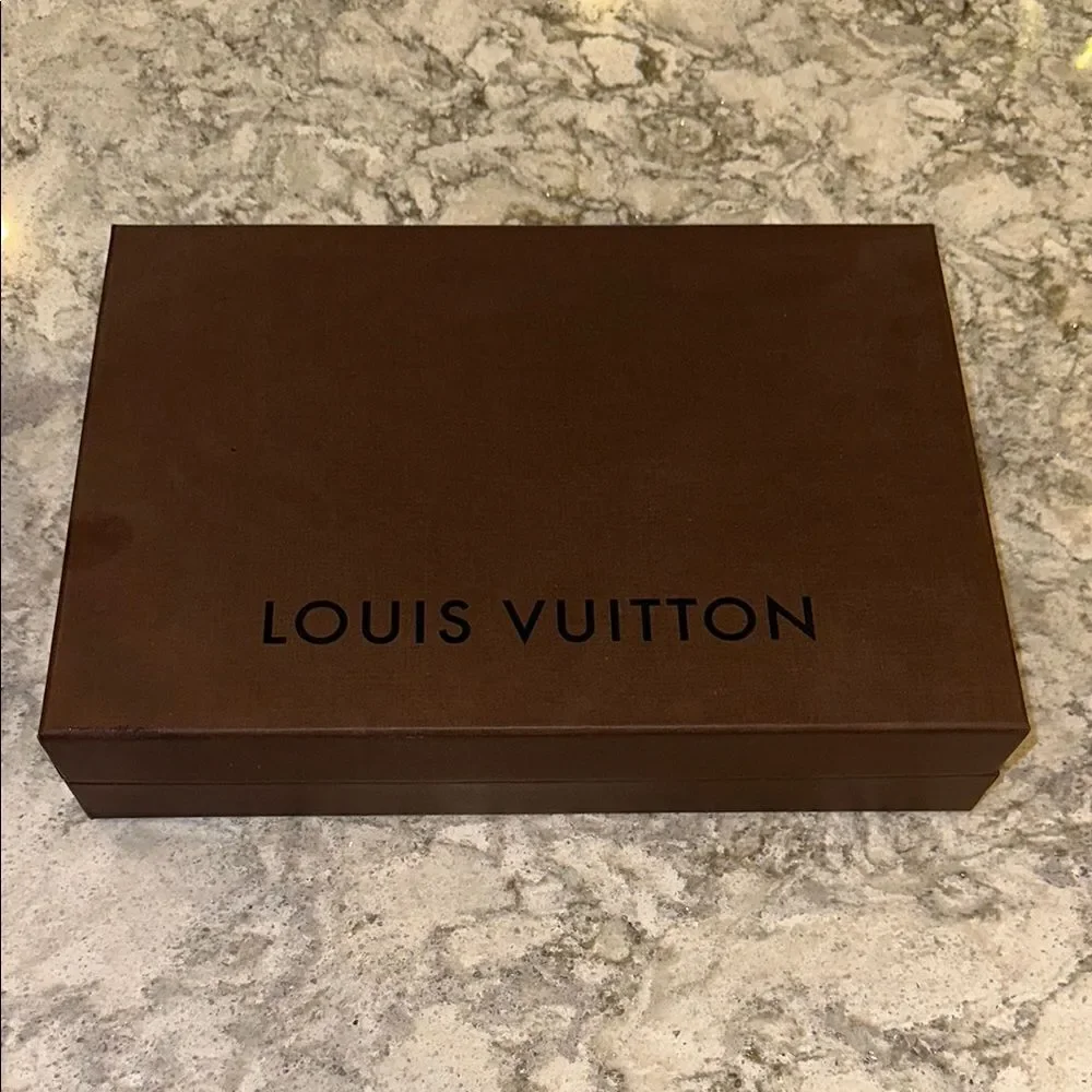 🟤 Vintage Louis Vuitton Gift Box 11.5” x 8” x 2.5”